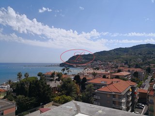 Appartamento in Vendita a Diano Marina, 1'190'000€, 180 m², arredato