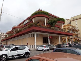 Quadrilocale in Vendita a Gallipoli, 280'000&euro;, 100 m², con Box
