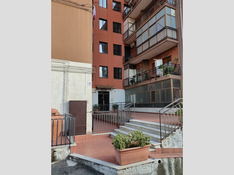 Appartamento in Vendita a San Giovanni la Punta, zona Trappeto, 11'500€, 130 m²