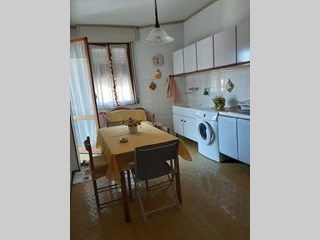 Trilocale in Affitto a Taggia, zona Centrale, 70 m², arredato