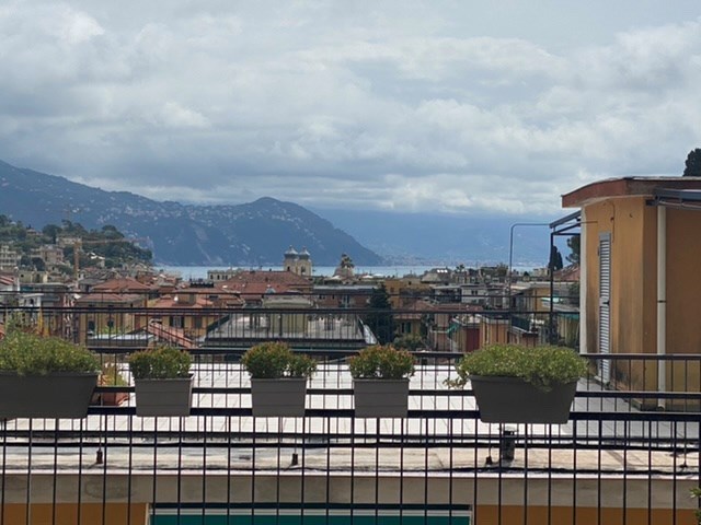 Quadrilocale in Vendita a Santa Margherita Ligure, zona Chiesa San siro, 445'000€, 80 m², arredato