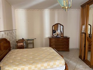 Casa Indipendente in Vendita a Sant'Angelo a Scala, zona Via santa Maria n 13, 50'000€, 135 m²