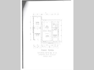 Casale in Vendita a Baiso, 150'000€, 240 m²