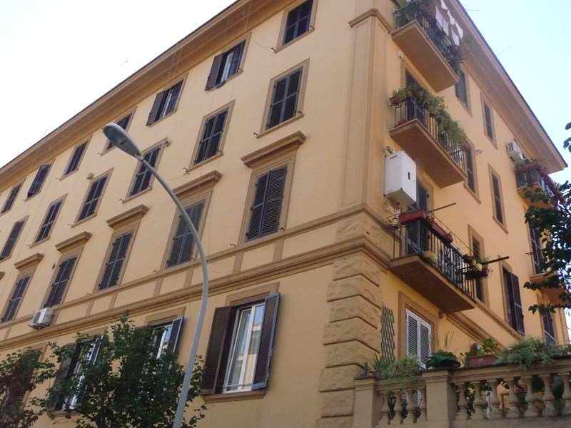Appartamento in Vendita a Roma, zona APPIO/FURIO CAMILLO, 440'000€, 108 m², arredato, con Box