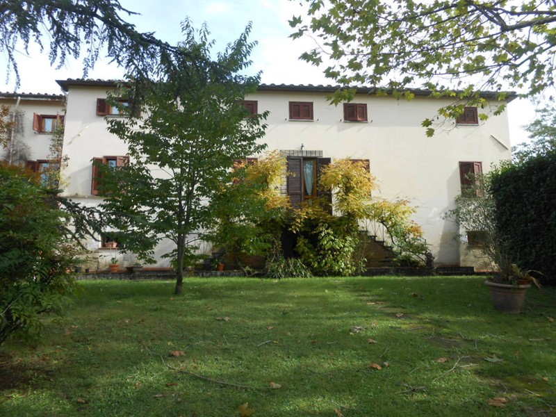 Casa Indipendente in Vendita a Lucca, zona Monte San Quirico, 1'550'000€, 1100 m², con Box