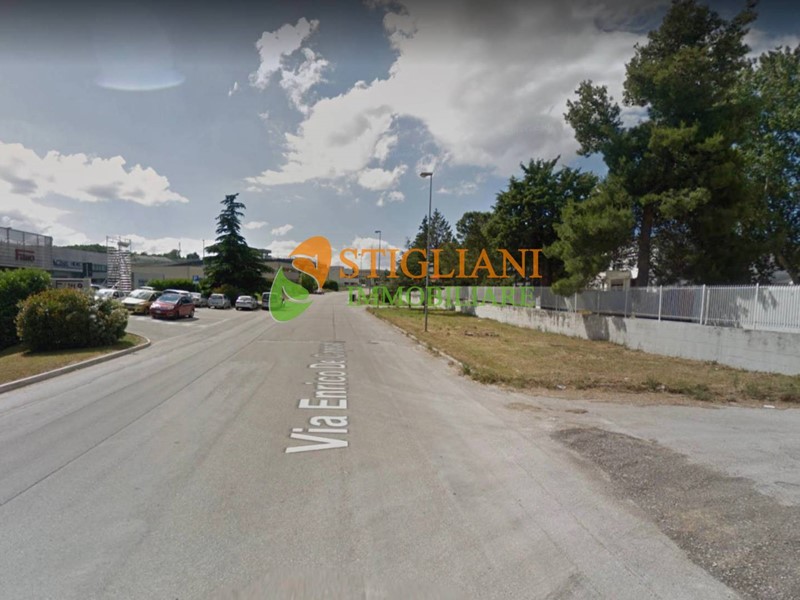 Immobile commerciale in Affitto a Campobasso, zona Colle delle Alpi, 6000 m²