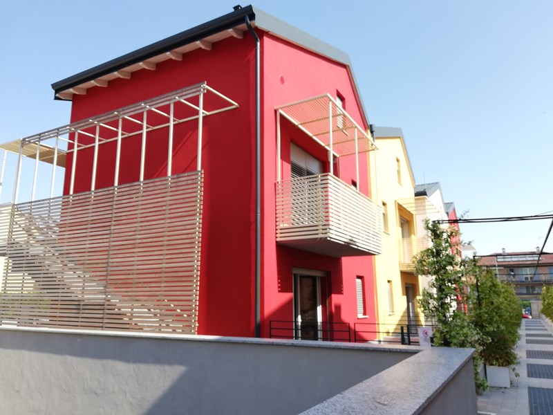 Villetta a schiera in Vendita a Pavia, zona San Lanfranco , 460'000€, 220 m²