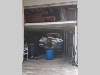 Magazzino in Vendita a Foggia, zona Corso del Mezzogiorno , 160'000&euro;, 750 m², arredato