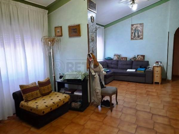 Appartamento in Vendita a Roma, 159'000€, 140 m²