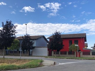 Quadrilocale in Vendita a Certosa di Pavia, zona Cascine Calderari , 197'000€, 130 m²