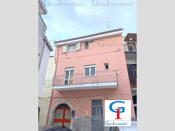 Appartamento in Vendita a Mondragone, 65'000€, 140 m²
