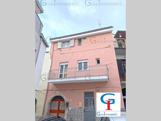 Appartamento in Vendita a Mondragone, 65'000€, 140 m²