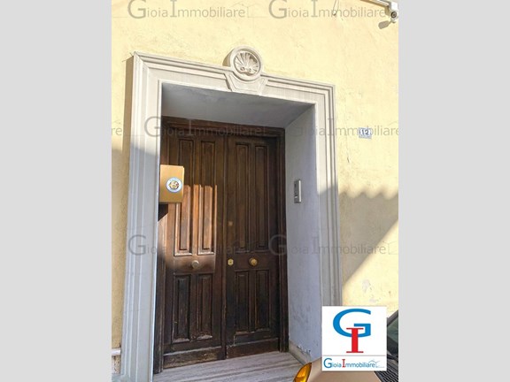 Appartamento in Vendita a Mondragone, 123'456€, 160 m²