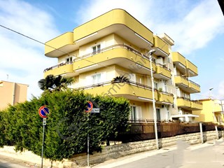 Quadrilocale in Vendita a Mondragone, 119'999€, 120 m²
