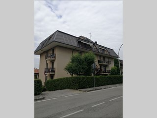 Trilocale in Vendita a Osio Sotto, zona Residenziale, 90'000€, 80 m²