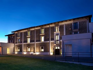 Casale in Vendita a Decollatura, zona VIA MARCONI 121, 345'000€