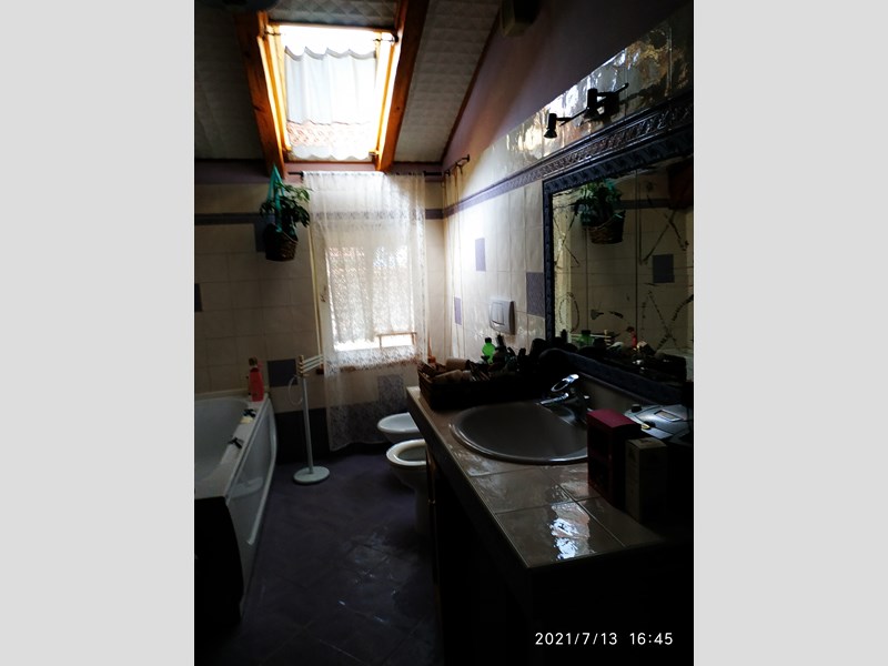 Casa Indipendente in Vendita a Mezzolombardo, zona Servita, 550€, 400 m², con Box