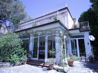 Casa Indipendente in Vendita a Livorno, 710'000&euro;, 250 m²