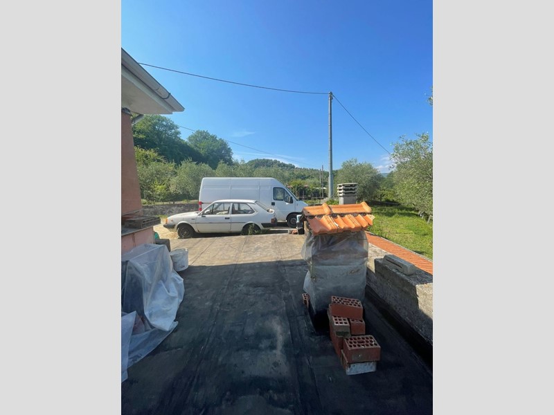 Casa Indipendente in Vendita a Vezzano Ligure, zona Bottagna, 140'000€, 141 m²