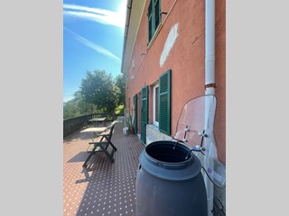 Casa Indipendente in Vendita a Vezzano Ligure, zona Bottagna, 140'000€, 141 m²