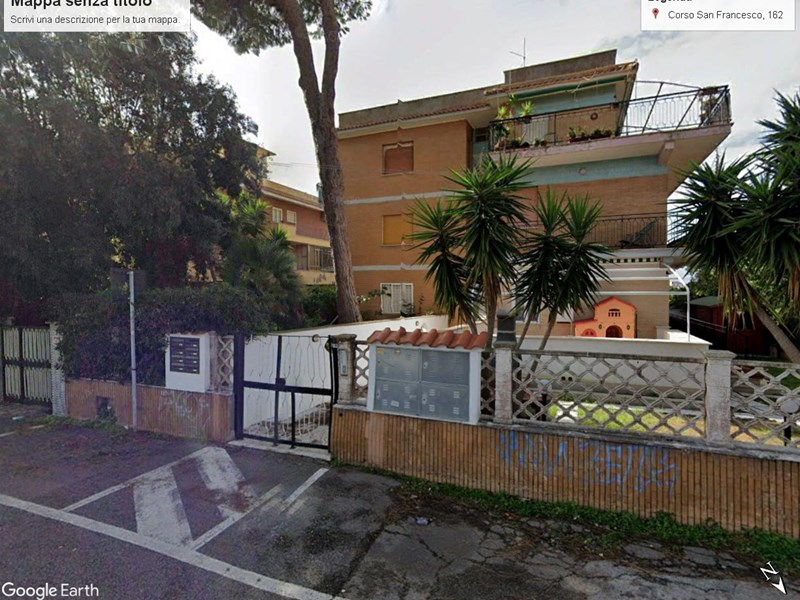 Quadrilocale in Vendita a Anzio, zona Lavinio, 80'000€, 58 m², arredato