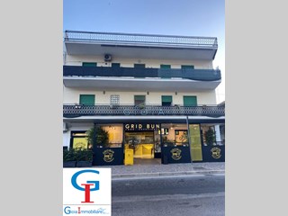 Appartamento in Vendita a Mondragone, 369'999€, 330 m²