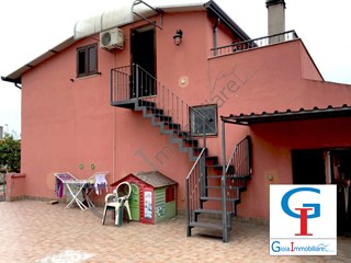 Appartamento in Vendita a Mondragone, 210'000€, 200 m²