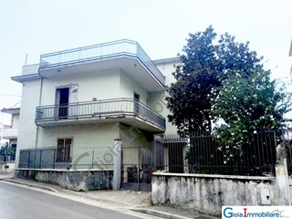 Appartamento in Vendita a Marcianise, 123'456€, 240 m²