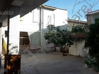 Appartamento in Vendita a Mondragone, 360'000€, 500 m²