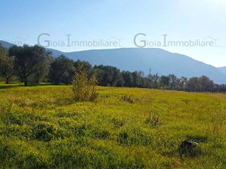 Terreno agricolo in Vendita a Mondragone, 12'000€, 3360 m²