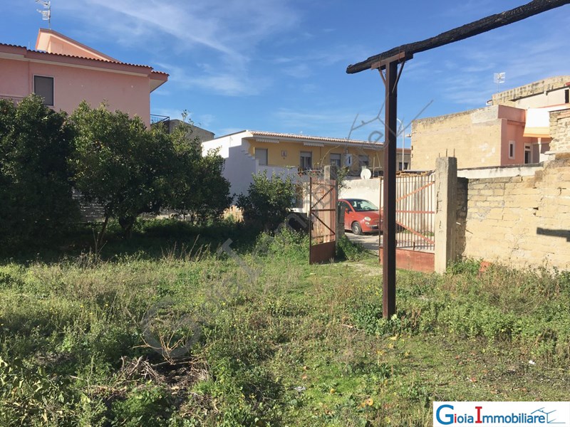 Terreno agricolo in Vendita a Mondragone, 90'000€, 670 m²