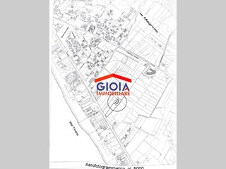 Terreno edificabile in Vendita a Mondragone, 7300 m²