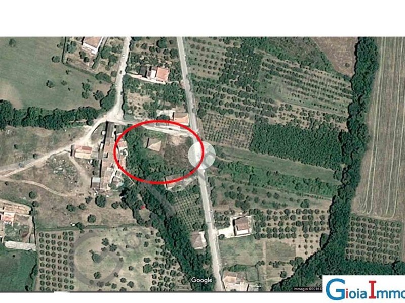 Terreno edificabile in Vendita a Mondragone, 920 m²