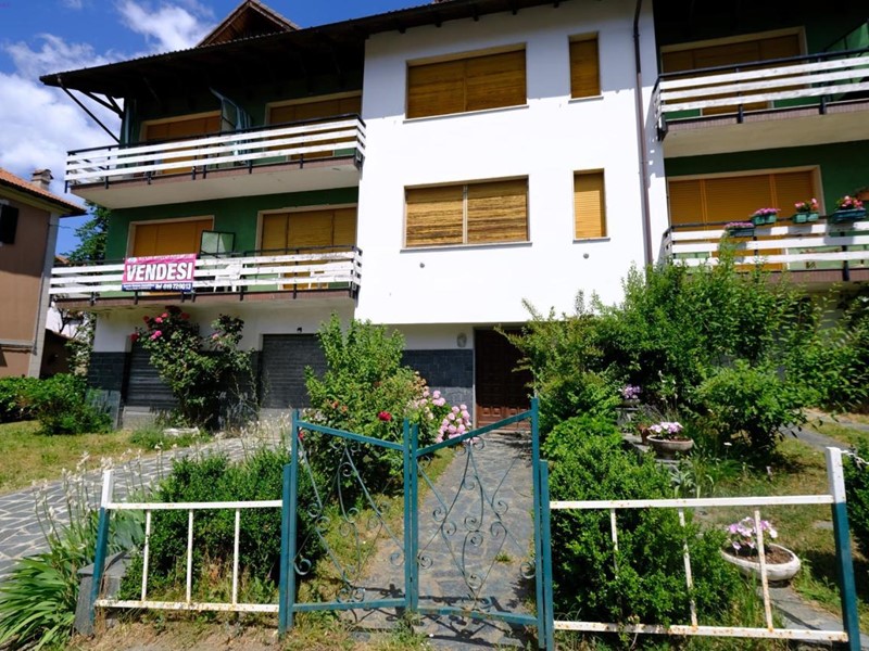 Quadrilocale in Vendita a Sassello, zona Palo, 60'000€, 75 m², con Box