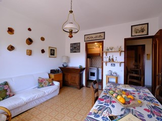 Quadrilocale in Vendita a Sassello, zona Palo, 60'000€, 75 m², con Box
