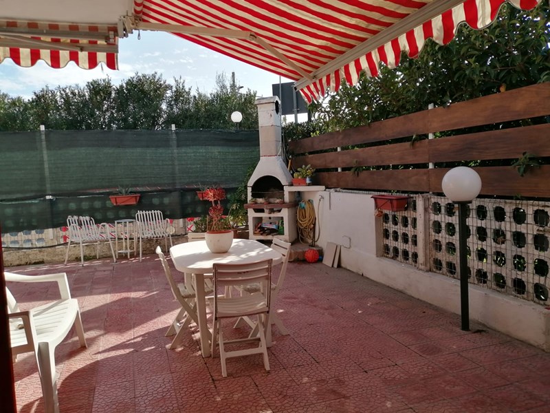 Villetta a schiera in Affitto a Corigliano Rossano, 50 m², arredato