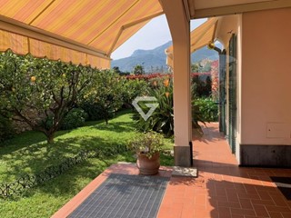 Appartamento in Vendita a Loano, 450'000€, 90 m², arredato, con Box