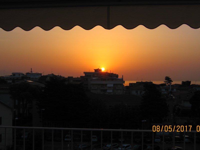 Attico in Vendita a Tortoreto, zona lido, 270'000€, 66 m², arredato