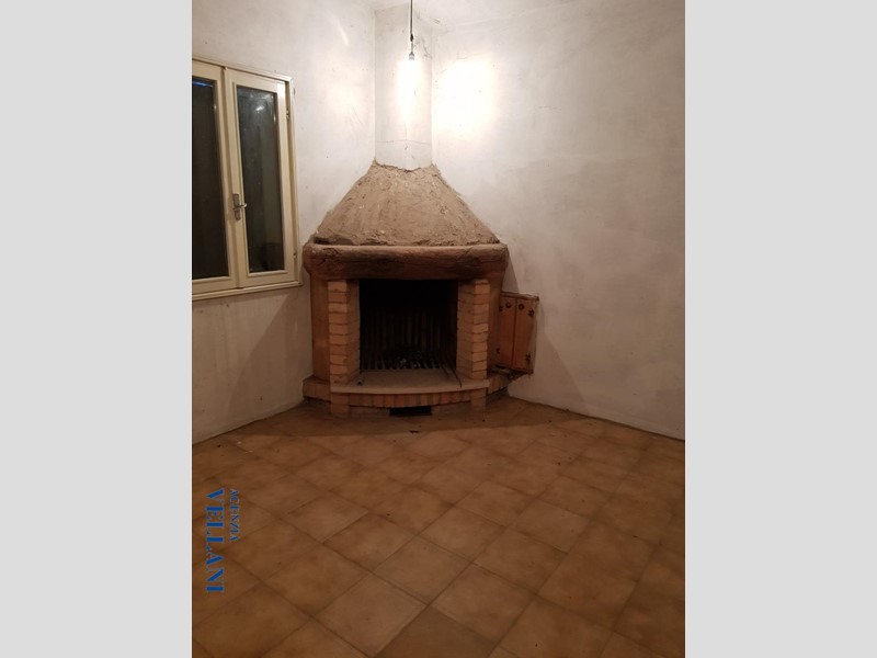 Casale in Vendita a Rio Saliceto, 350'000€, 500 m²