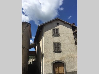 Casa Semi Indipendente in Vendita a Mioglia, 80'000€, 150 m²