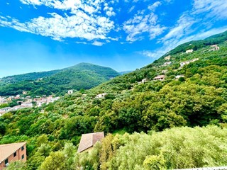 Bilocale in Vendita a La Spezia, zona NORD, 160'000&euro;, 60 m², arredato