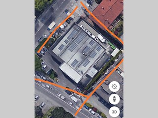 Attività commerciale in Vendita a Meda, zona Via indipendenza, 750'000€, 1000 m², arredato, con Box