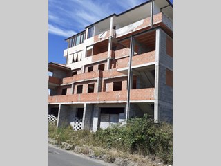 Appartamento in Vendita a Nulvi, 150'000€, 660 m²