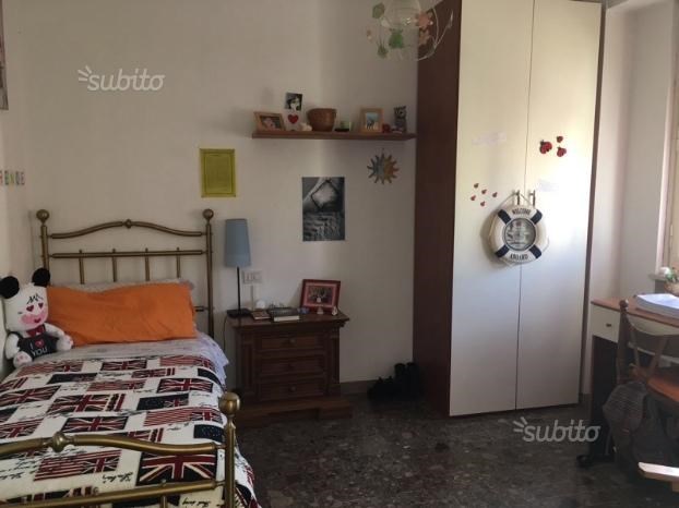 Stanza in Affitto a Perugia, zona Elce, 200€, 110 m², arredato
