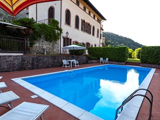 Casa Semi Indipendente in Vendita a Ameglia, 800'000&euro;, 214 m²