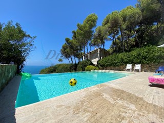 Casa Indipendente in Vendita a Rosignano Marittimo, zona Chioma, 1'200'000€, 270 m²