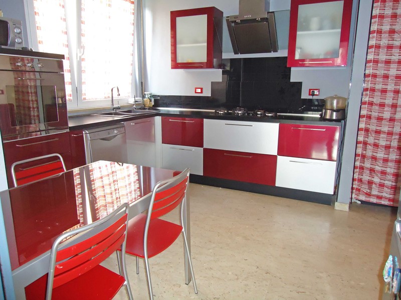 Appartamento in Vendita a Livorno, 480'000€, 160 m²