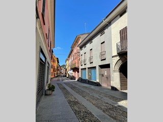 Casa Indipendente in Vendita a Ghemme, 199'000€, 462 m²