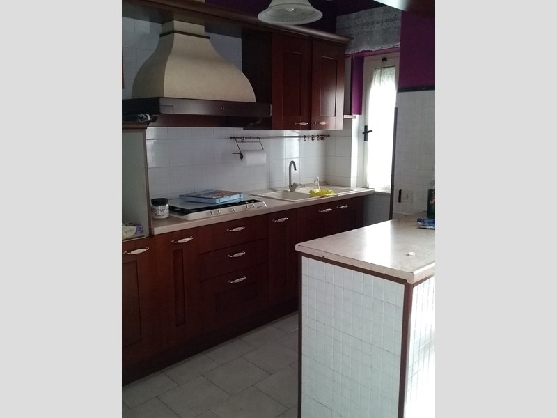 Appartamento in Vendita a Atessa, zona SEMICENTRO, 108'000€, 140 m²