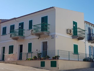 Quadrilocale in Vendita a Santa Teresa Gallura, zona Santa Lucia, 180'000€, 75 m²